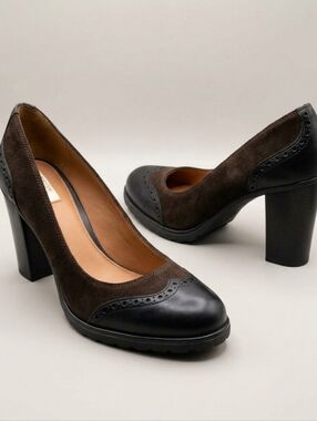 Geox Respira Brown Leather and suede Oxford pumps.